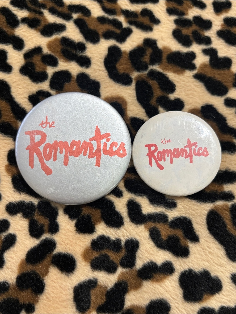 THE ROMANTICS 🎸 Pinback Buttons New Wave Power Pop Rock Band 70s 80s Detroit